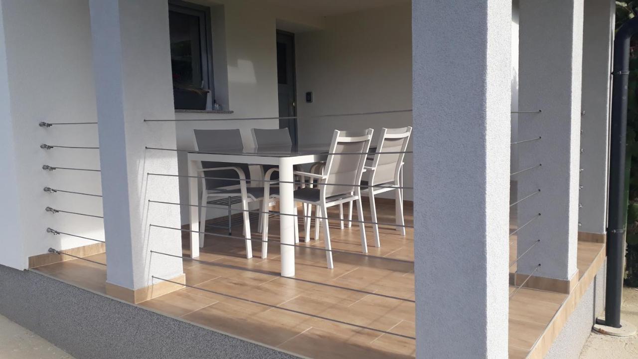 Vila Na Off Radenci Exteriér fotografie